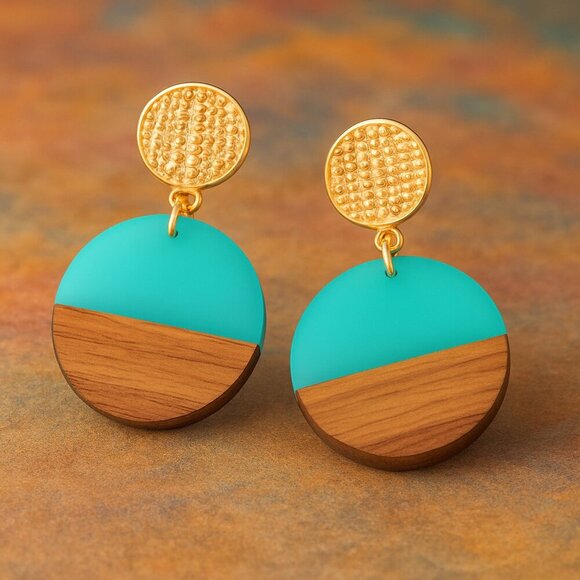 ๐๏ธBoho Chic Turquoise Resin And Wood Drop Earrings Casual Elegant Trendy Design - Picture 1 of 12